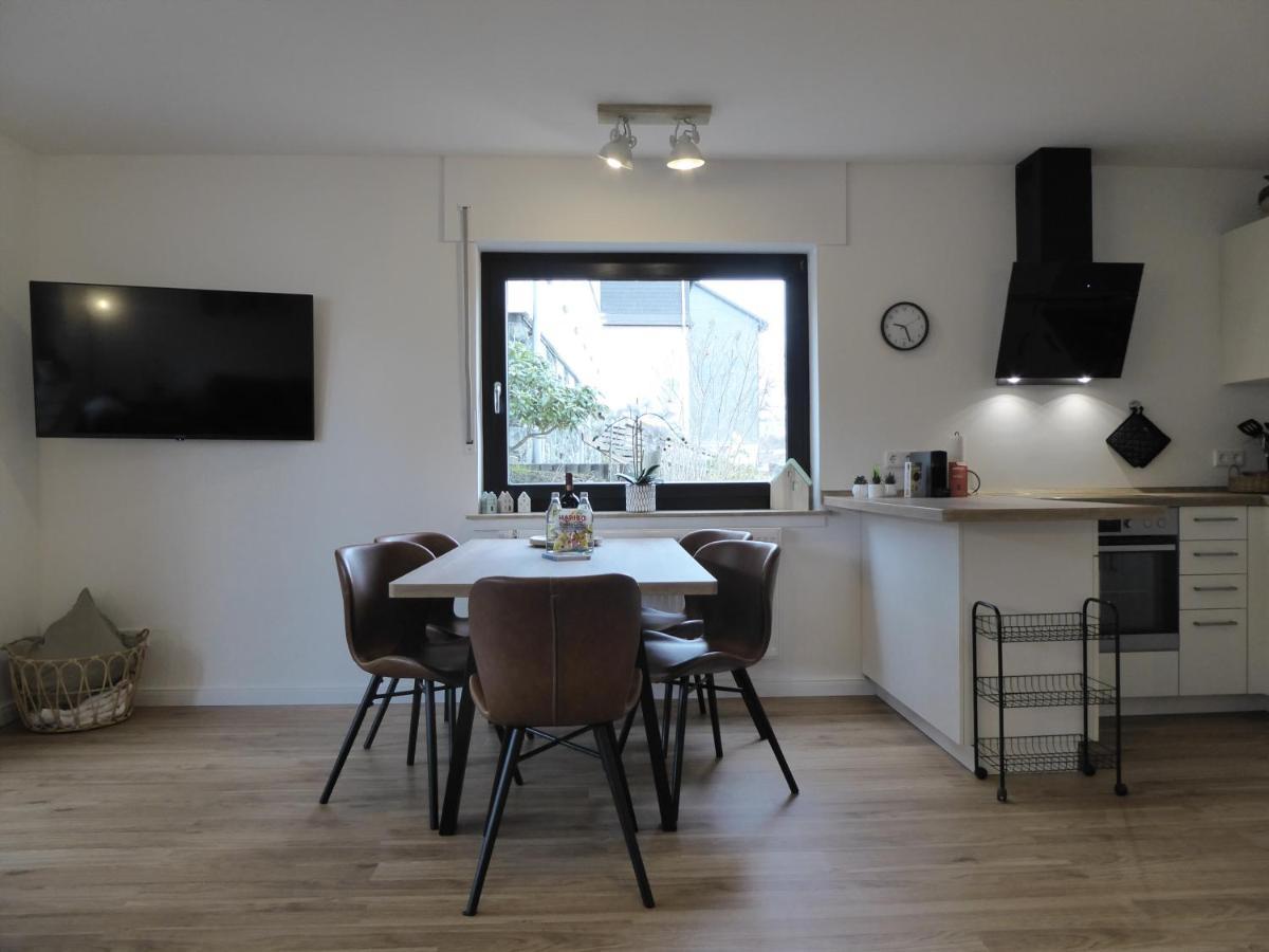 Dreamlounge Winterberg Ferienwohnung 5 Pers Wifi Balkon In Der City Luaran gambar